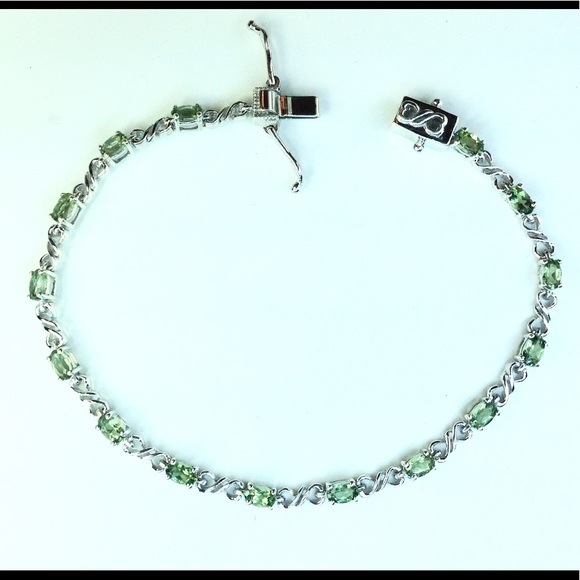 Natural Green Apatite Sterling Silver 8